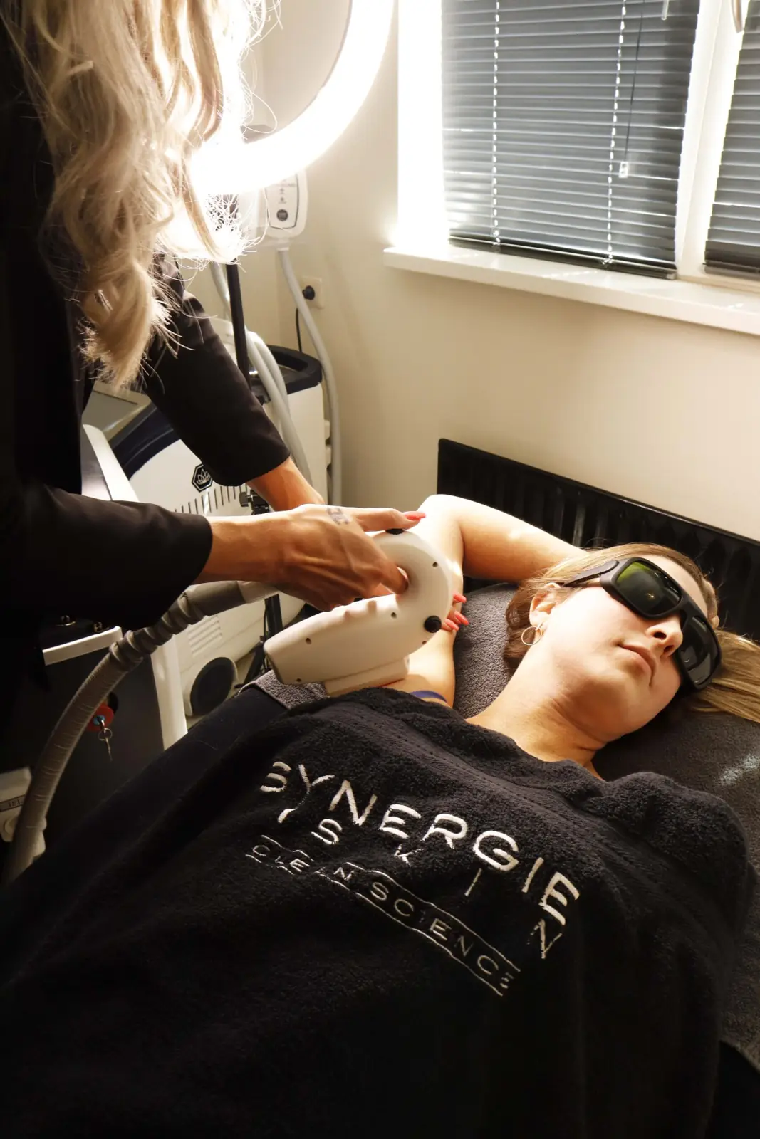 IPL ontharen in de salon